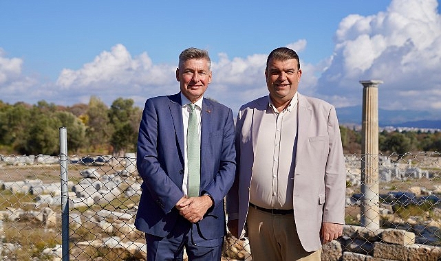 Almanya İzmir Başkonsolosu’ndan Lider Yetişkin’e ziyaret