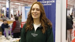 Aydın Büyükşehir Belediyesi’nin mesken sahipliğinde Fuar Aydın’da düzenlenen Aydın Kitap Fuarı devam ediyor.