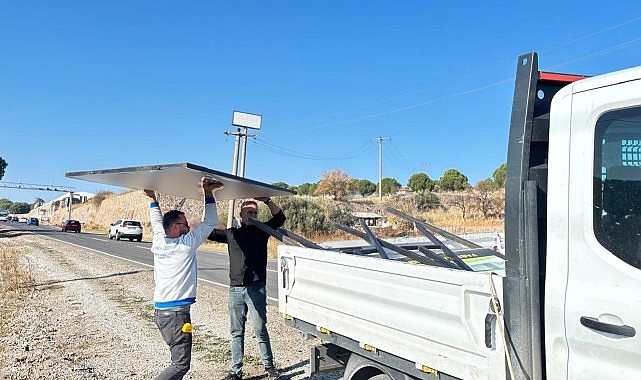 Ayvalık’ta görsel kirlilik yaratan reklam panoları ve levhalara müsaade yok!