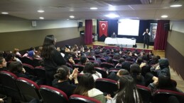 Bakırköy Belediyesi Gençleri Afetlere Karşı Bilinçlendiriyor