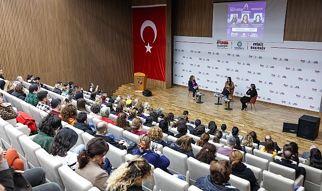 Bakırköy Belediyesi’nden bayana şiddete karşı konferans düzenledi