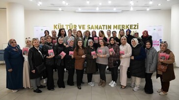 Bayan müellifler ile bayan kitapseverler Osmangazi’de buluşuyor