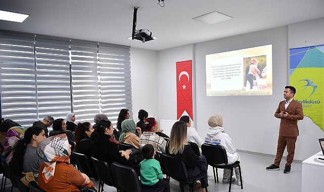Beylikdüzü’nde “Nesiller Ortası Aktarım” semineri düzenlendi