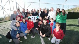 Büyükşehir’den, İzmit Ayazma’ya sentetik futbol alanı