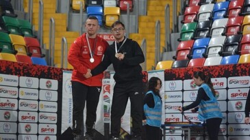 Canikli Atlet Ali Topaloğlu Madalyaları Topladı