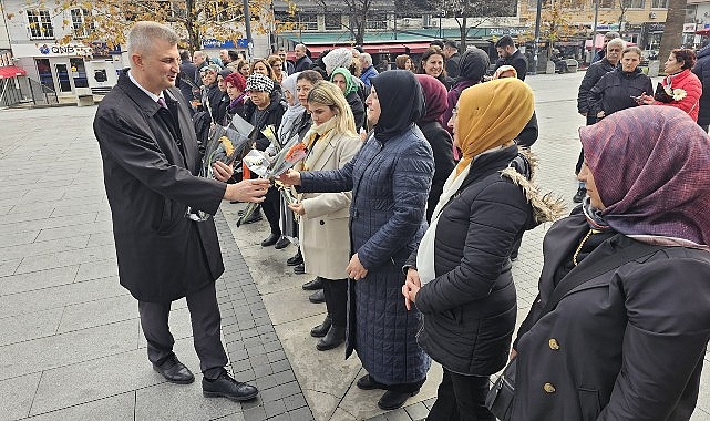 Dünya Bayan Hakları Günü Gölcük’te Kutlandı