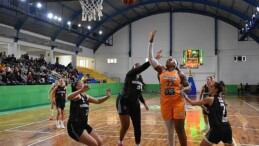 Gürespor, şampiyonluk yolunda namağlup ilerliyor