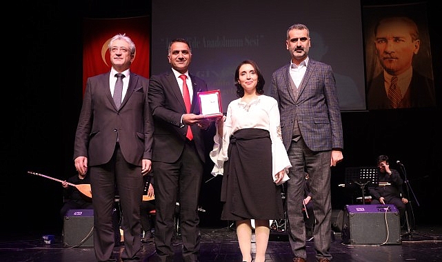Halk müziği yarışında harika final