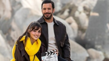Hande Erçel ve Barış Arduç’un başrollerinde yer aldığı ‘Aşkı Hatırla’ dizisi çok yakında Disney+’ta!