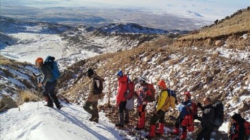 İnegöllü Dağcılar Hasan Dağı Doruğuna Yürüdü