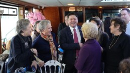 Kadıköy Huzur Vapuru, birinci seferini yaptı
