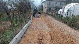 Kandıra’da Yol Bakım Çalışmaları Aralıksız Sürüyor