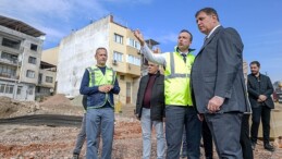 Karabağlar trafiği nefes alacak Dostluk Bulvarı’nda ilişki yolu çalışmaları başladı