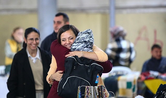 Karabağlar’da Bayanın Eli Var