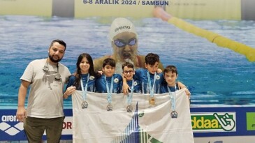 Kartepe Belediyespor Yüzme Grubundan Tarihi Zafer