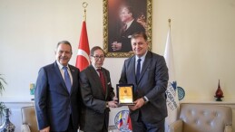Kolombiya ile İzmir ortasında kardeşlik münasebetleri gelişecek