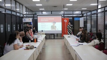 Konak’ta ‘Çocuk Muhafaza ve Güvenliği’ eğitimi verildi