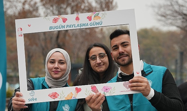 Konya Büyükşehir Belediyesi ve SOBE’den “Paylaşma Günü”nde Tramvayda Dikkat Çeken Aktiflik
