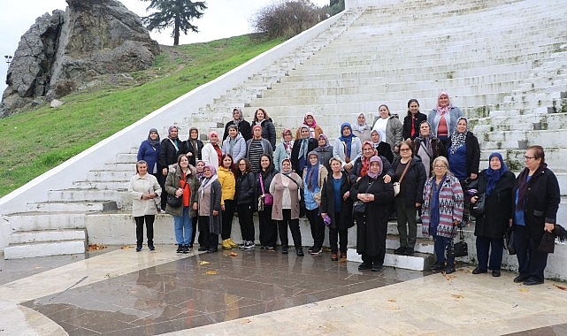 Köprübaşılı Bayanlar Manisa’yı Adım Adım Gezdi