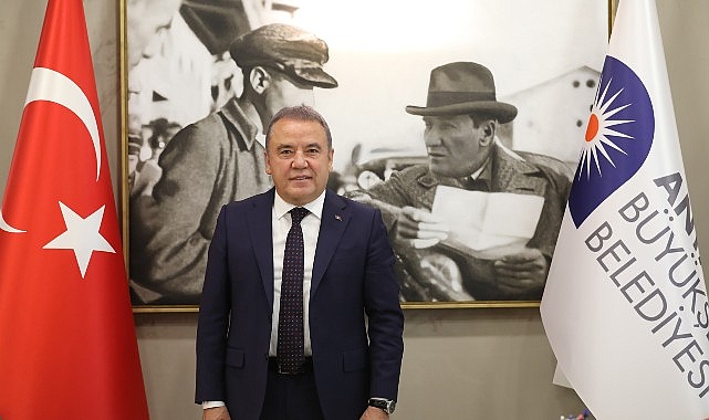 Lider Muhittin Böcek 24 Kasım Öğretmenler Günü Bildirisi