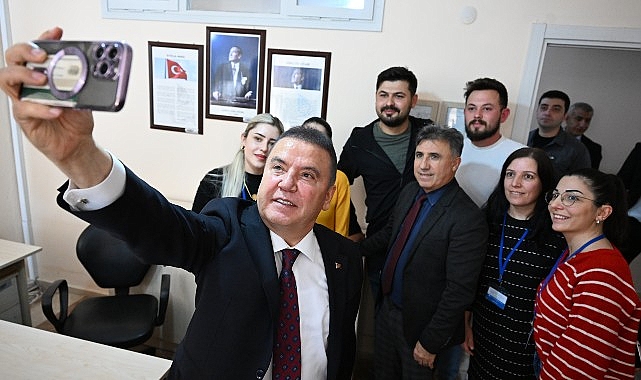 Lider Muhittin Böcek Aksu’yu ziyaret etti