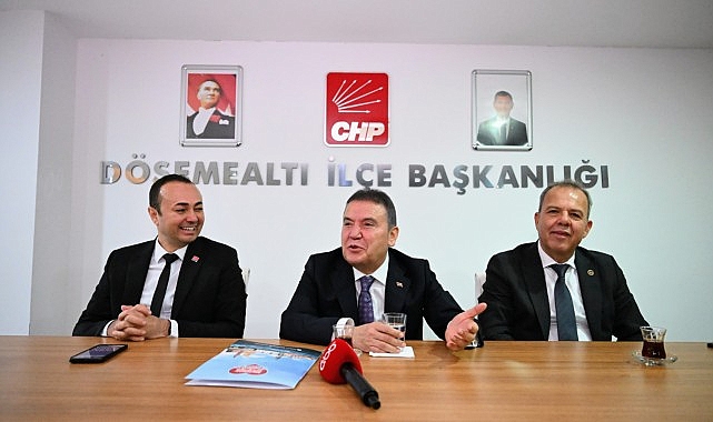 Lider Muhittin Böcek Döşemealtı’nı ziyaret etti