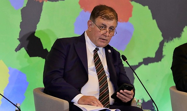 Lider Tugay, B40 Tiran toplantısında konuştu: Geleceğimizi şekillendirmeye hazırız