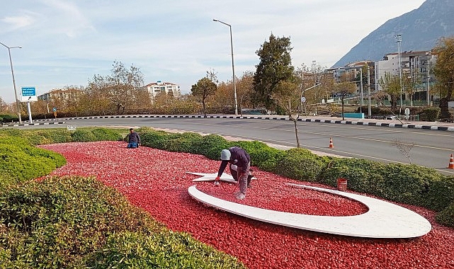 Manisa Büyükşehir, Peyzaj Çalışmalarıyla Kent Hoşluğunu Artırıyor