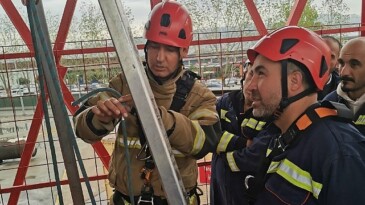 MİMAŞ çalışanına İtfaiyeden eğitim