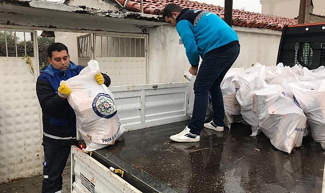 Muğla Büyükşehir Belediyesi Mezarlıkları Temizliyor, Odunlar Muhtaçlık Sahiplerine Yakacak Oluyor