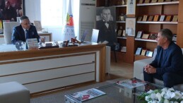 Öniz’den Lider Topaloğlu’na ziyaret