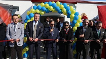 Saran Group’tan Antakya’ya takviye: Atatürk Spor Salonu ve Geraldine Saran Etüt Merkezi açıldı