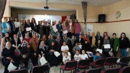 TİKAV ve Akfen Yenilenebilir Güç’ün Bayanların Güçlenmesi İçin Kırsal Bölgelere Uzanan Farkındalık Projesi ‘Dijitaldeki Ayak İzimiz’ Tamamlandı