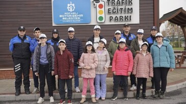 Trafik Parkı’nda eğitim ve cümbüş bir ortada