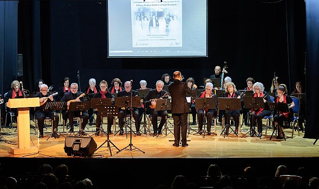 Türk bayanının gurur gününde mükemmel konser