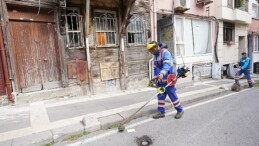 Üsküdar Belediyesi paklık çalışmalarını ağır bir biçimde sürdürüyor
