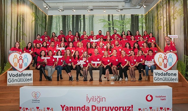 Vodafone Gönüllüleri Düzgünlüğün Yanında Duruyor