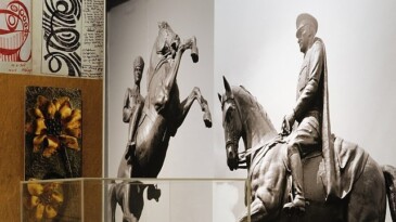 Yapı Kredi bomontiada’da Oylum Öktem ve Birol Bayram ile “Cumhuriyetin Sanatçı Ailesi; Işık Senfonisi” standına özel söyleşi