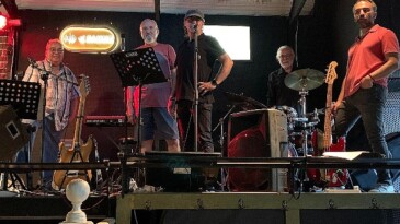 21. Peron’dan Orhan Veli Yorumu: Yeni Müzik ‘Sakal’ Yayımda!