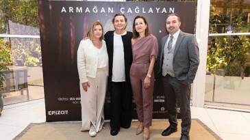 Armağan Çağlayan Seyfi Bey Oyunu After Party