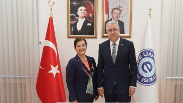 Babaların yenidoğan bakımına hazır oluşlukları ile doğum sonu güvenlik hissi ortasındaki münasebet araştırılacak