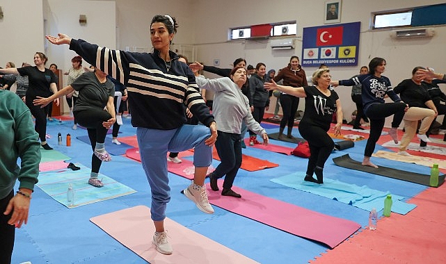 Buca Belediyesi’nden fiyatsız yoga, pilates ve zumba kursları