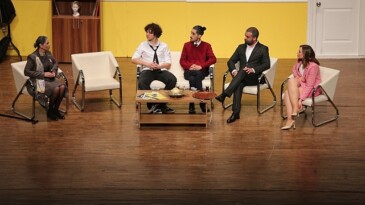 Büyükşehir Konservatuvarı ‘Psikolog’ İsimli Tiyatro Oyununu Sahneledi