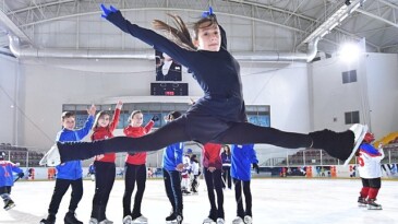 Büyükşehir’den “karneni al gel” fiyatsız spor aktiflikleri