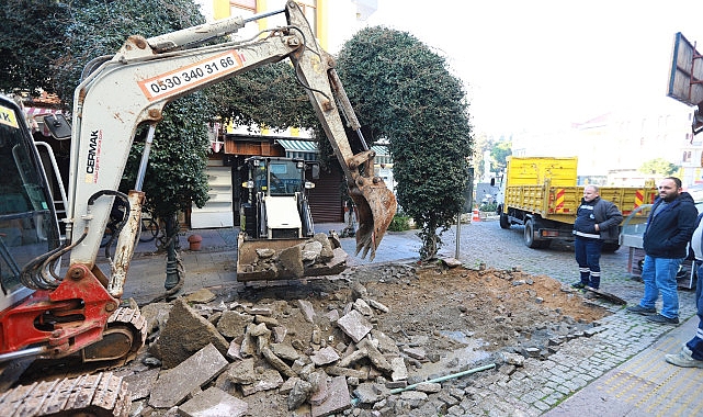 Çarşıda değişim vakti: Efes Selçuk’ta doğal gaz ve altyapı çalışmaları başladı