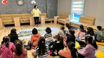 Çocuklar için Masal Tadında Şiirler