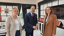 Demirci’de Üstyapı Çalışmaları Tüm Süratiyle Devam Ediyor