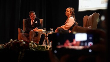 Edebiyat Söyleşileri’nde Nilüfer Açıkalın’la keyifli sohbet