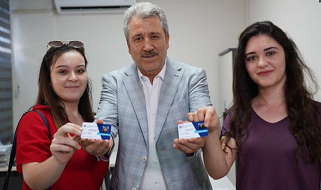 Ege Üniversitesinin ‘Mezun Kart’ uygulaması ağır talep görmeye devam ediyor