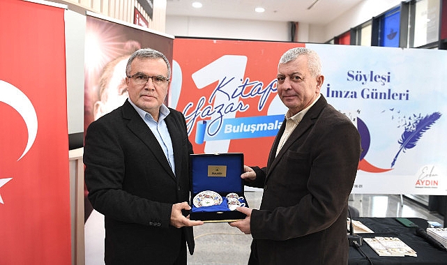 En sevilen muharrirler Osmangazi’de kitap severlerle buluşuyor
